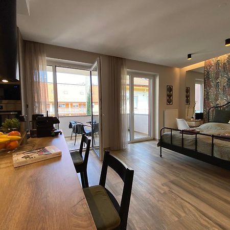 T27 Apartments Free Parking Ingyenes Zart Parkolo 기오르 외부 사진