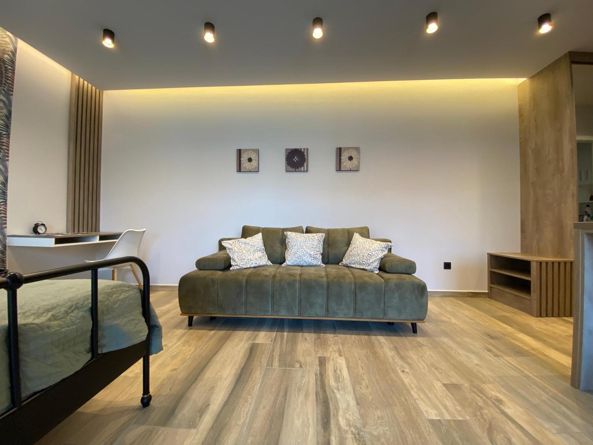 T27 Apartments Free Parking Ingyenes Zart Parkolo 기오르 외부 사진