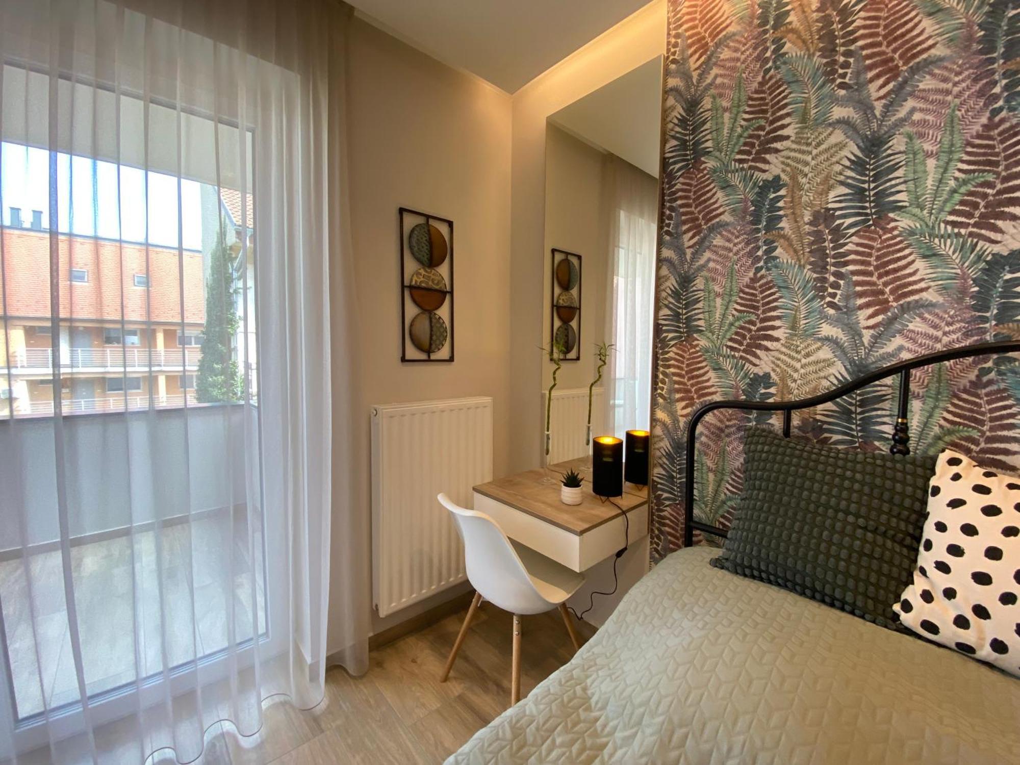 T27 Apartments Free Parking Ingyenes Zart Parkolo 기오르 외부 사진
